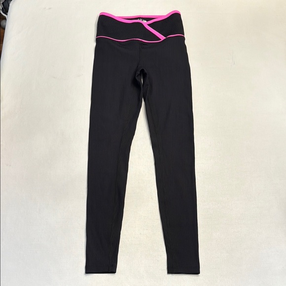 YEAR OF HOURS TWO TONE VERONICA RIBBED LEGGING - Picture 2 of 6